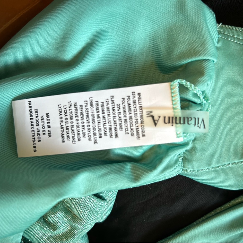 Vitamin A Skylar Top Aqua Metallic Size M - Picture 8 of 8